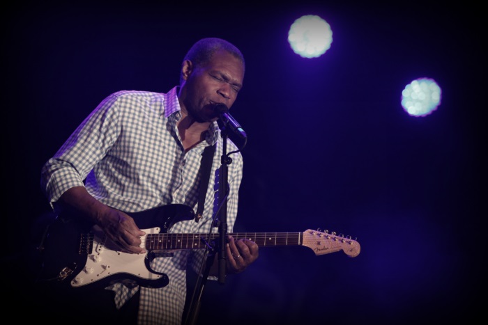 , Robert Cray en zijn band op 7 juli 2022 naar Koningin Elisabethzaal!