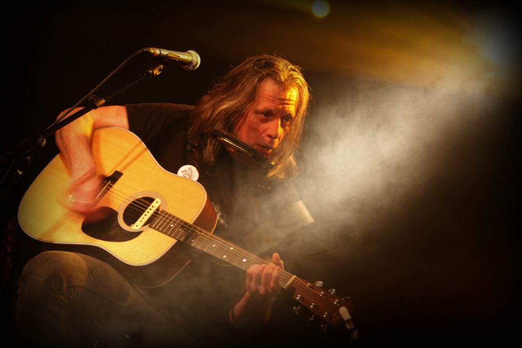 The Scabs met “The Scabs Unplugged Power Off – Tour 2017” op 10 maart @ Ethias Theater Hasselt!