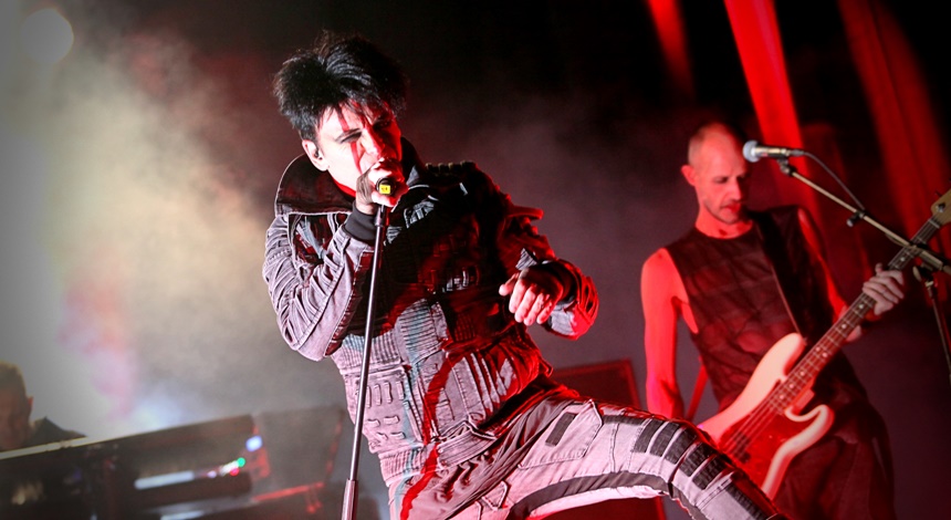 Fotoverslag Sinner’s Day met GARY NUMAN, COVENANT,  AND ALSO THE TREES, SUCH BEAUTIFUL FLOWERS…