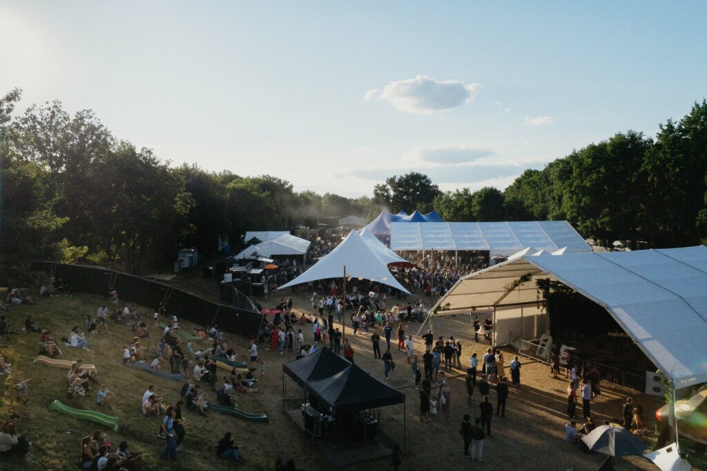 , ABSOLUTELY FREE FESTIVAL LOKT MEER DAN 7.500 BEZOEKERS!