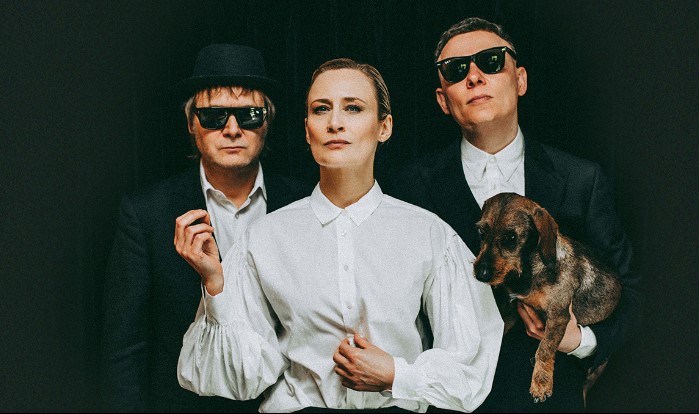 Hooverphonic na 20 jaar opnieuw in Belgische zalen met strijkkwartet!