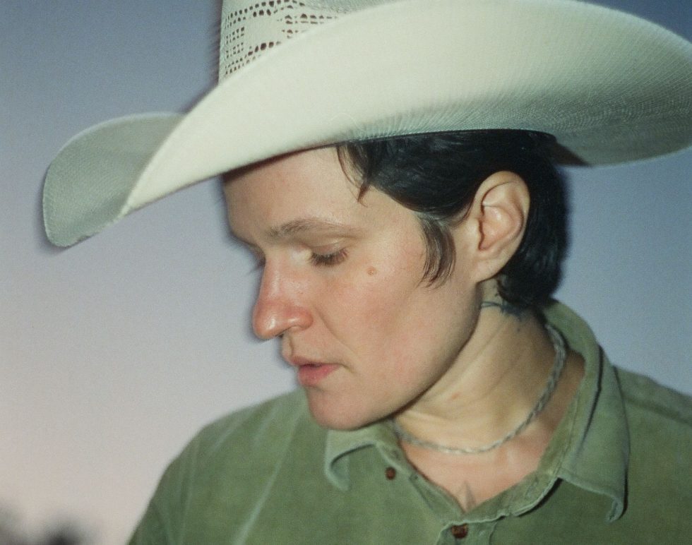 Big Thief’s Adrianne Lenker op vrijdag 3 mei 2024 naar Koninklijk Circus!