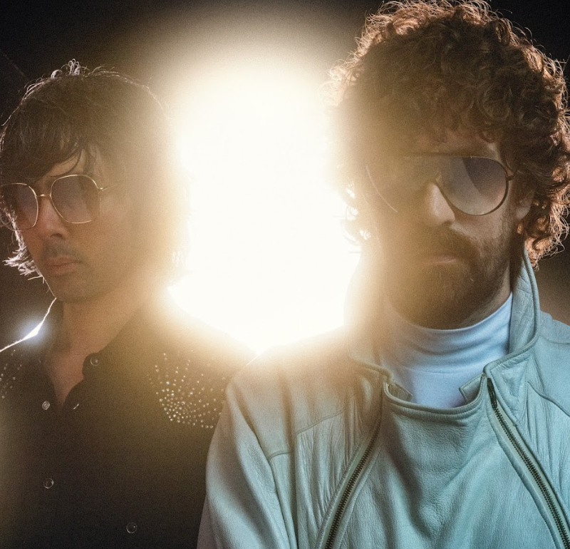 Justice maakt comeback: single met Tame Impala & albumaankondiging!