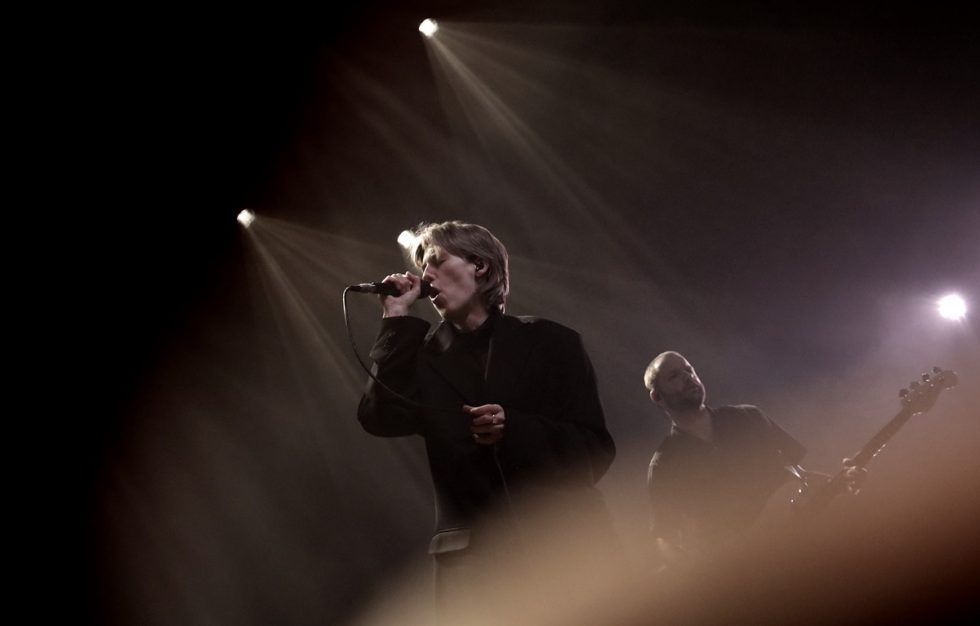 Fotoverslag Whispering Sons en Lo-Lee-Ta @ Muziekgieterij Maastricht!