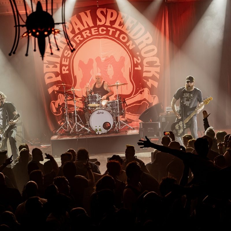 Fotoverslag Peter Pan Speedrock, Batmobile en Dikke Dennis & de Røckers @ De Casino Sint-Niklaas!